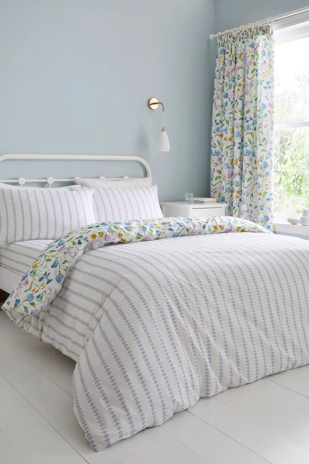 Dreams & Drapes 'Sweetpea Floral' 100% Cotton Duvet Cover Set 4