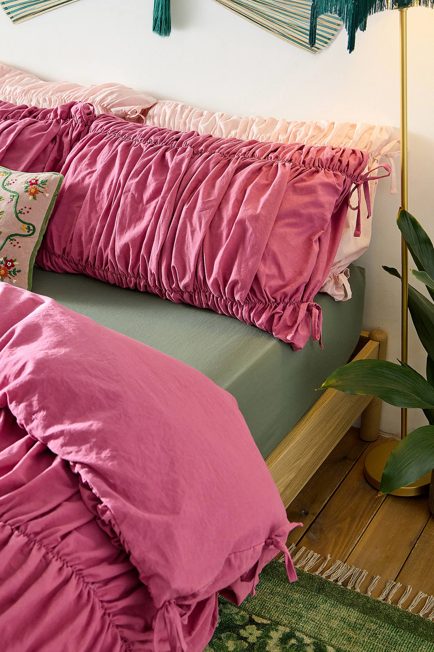 Cinched Duvet Set - Berry 4