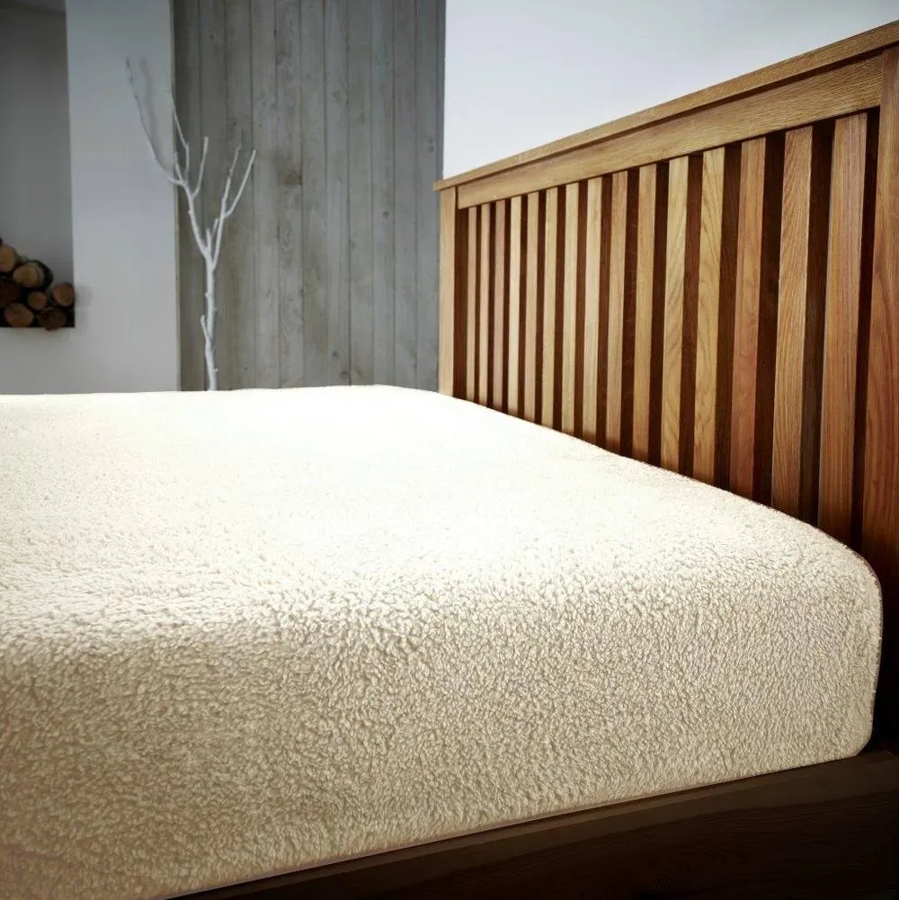 Smart Living Luxury Teddy Plain Duvet Cover & Pillowcase Set in Cream 2