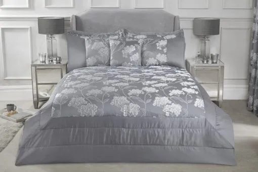 New Edge Blinds English Garden Bedspread in Grey