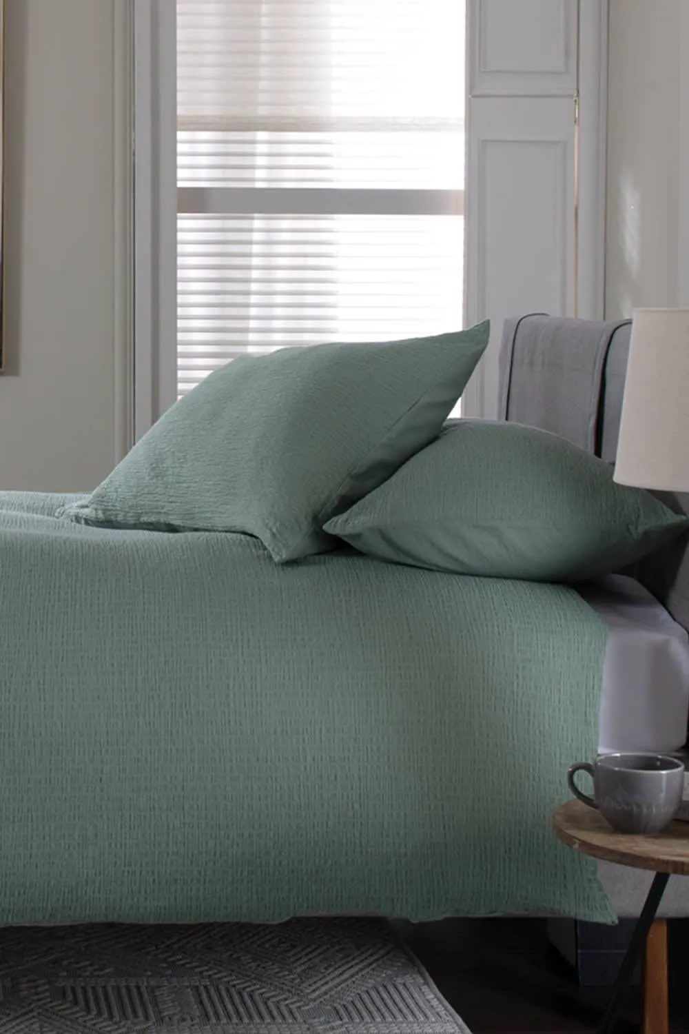 The Lyndon Company Tilly Texture Cotton Washed Duvet Set in Green 2