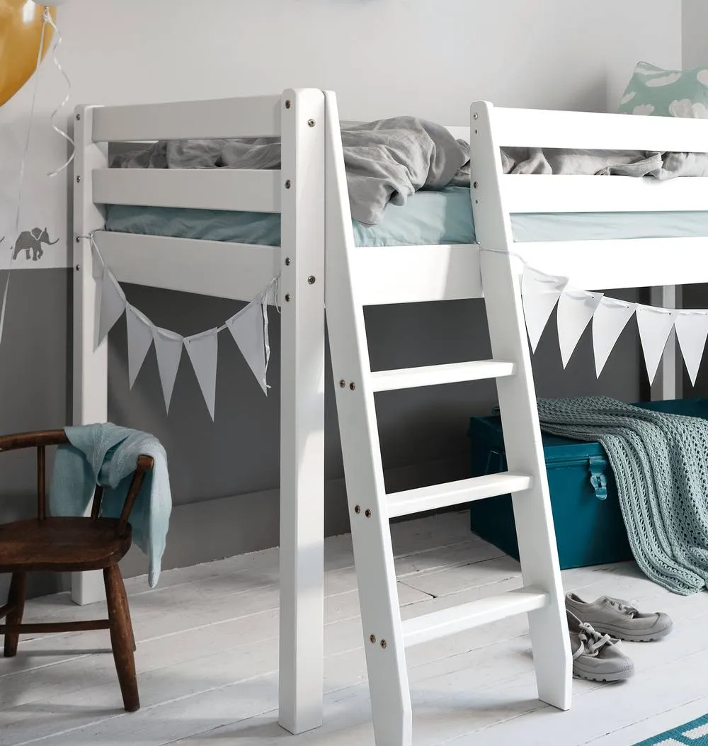 Nöa and Nani Ontario Cabin Bed Midsleeper Shorty in White 5
