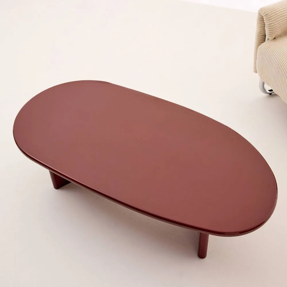 sweeek Oval coffee table with glossy finish in Burgundy 4
