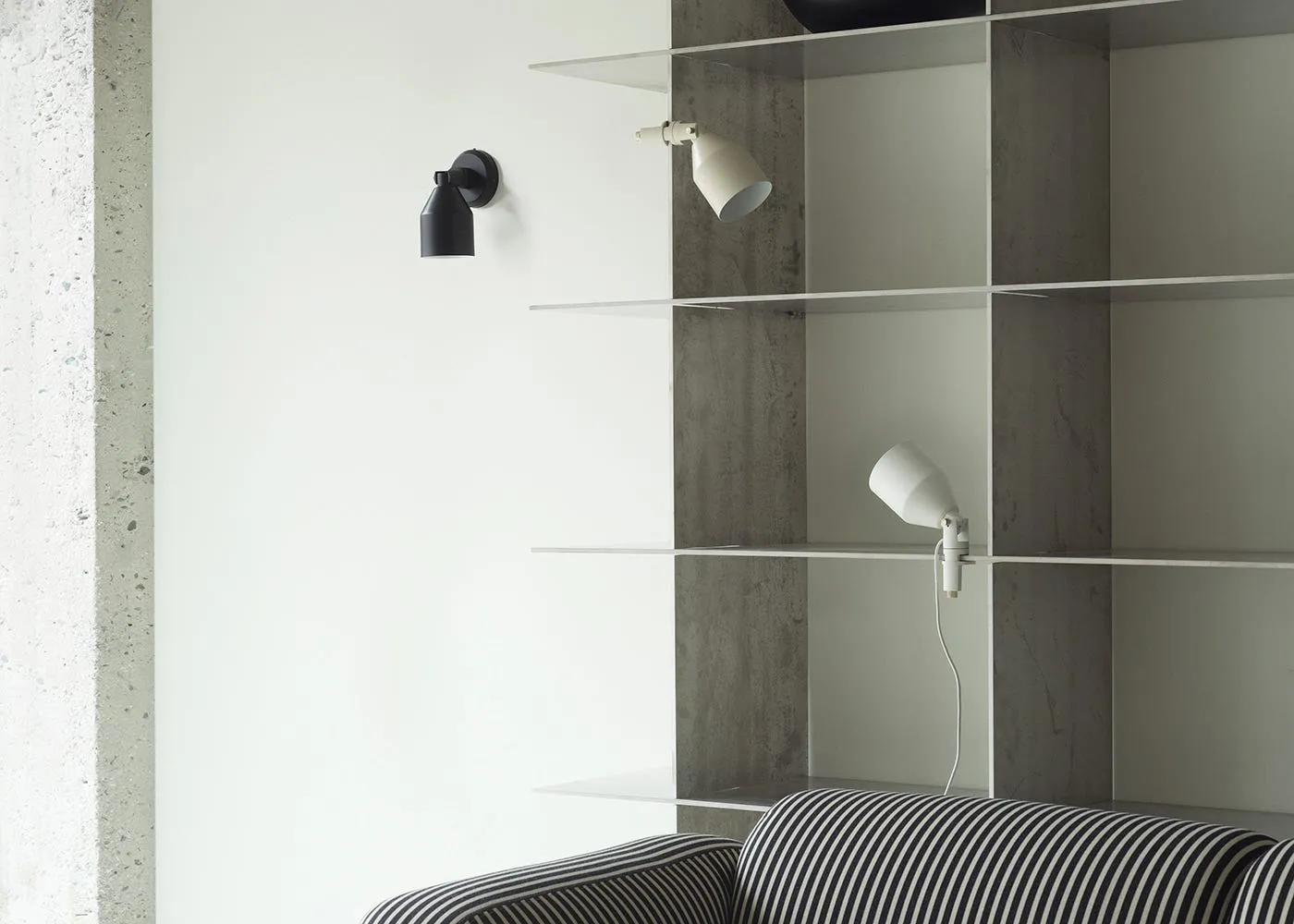 Normann Copenhagen Klip Wall/Table Lamp White 3