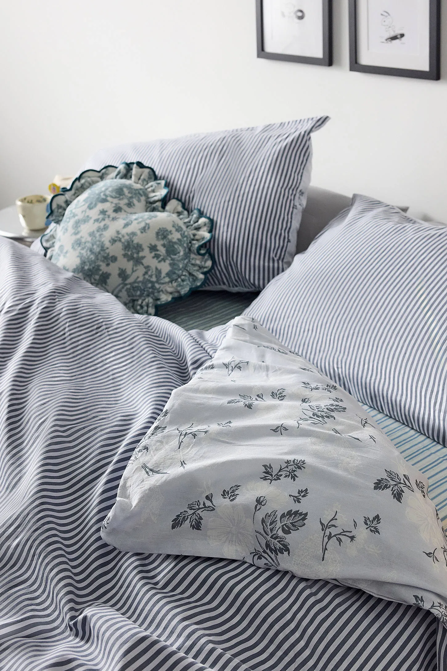 Juliet Reversible Duvet Set - Blue 2