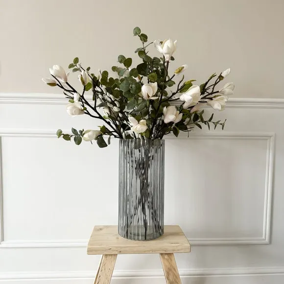 Daphne Ribbed Vase 1