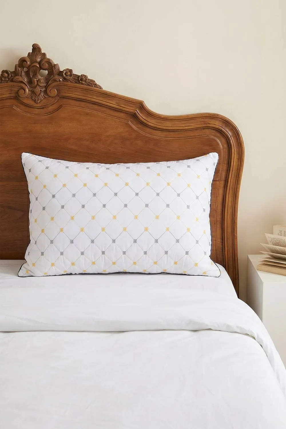 Living and Home Durable Geometric Jacquard Pillow Insert for Back Stomach and Side Sleepers in White