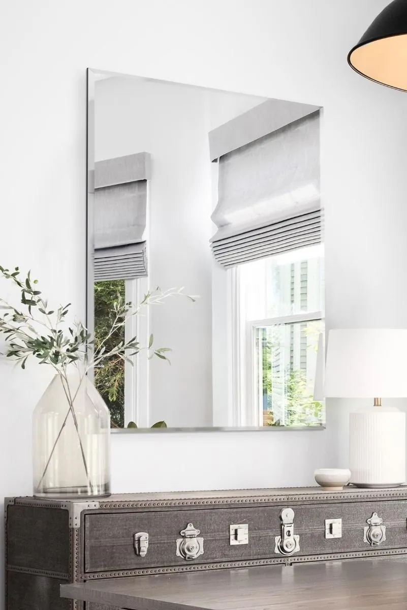 MirrorOutlet New Single Bevelled Venetian Mirror 100 x 70CM 3ft3 x 2ft3 in Silver