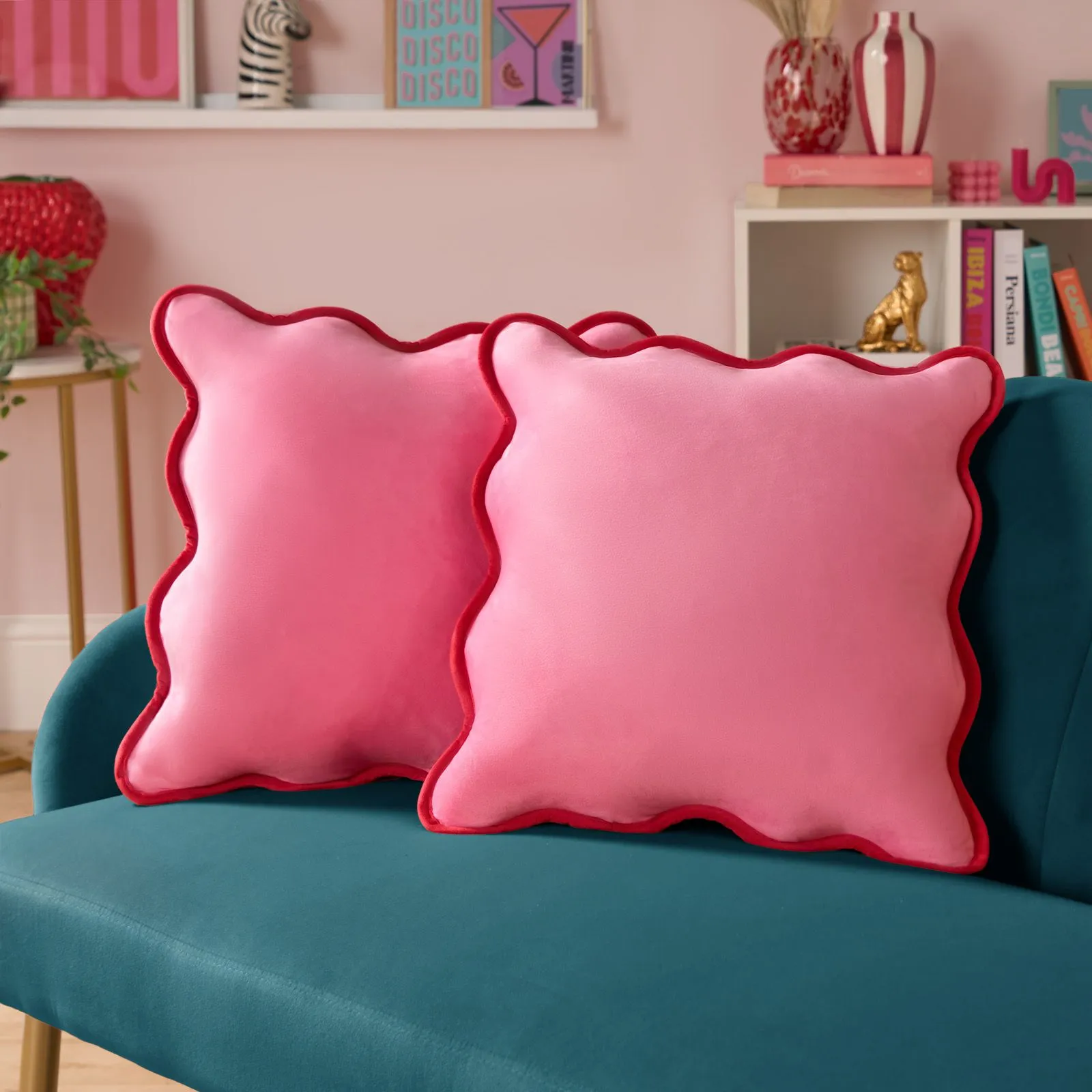 OHS 2 x Scallop Edge Matte Velvet Cushion Covers Home Décor in Pink