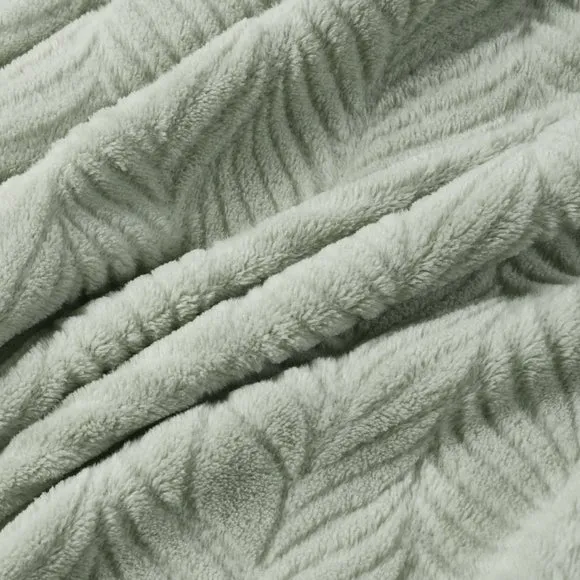 Leila Leaf Fleece Throw Blanket 2