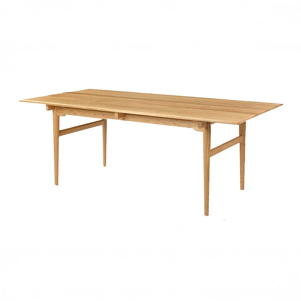 Carl Hansen & Son CH327 Dining Table Oak Oil 190 x 95cm 2