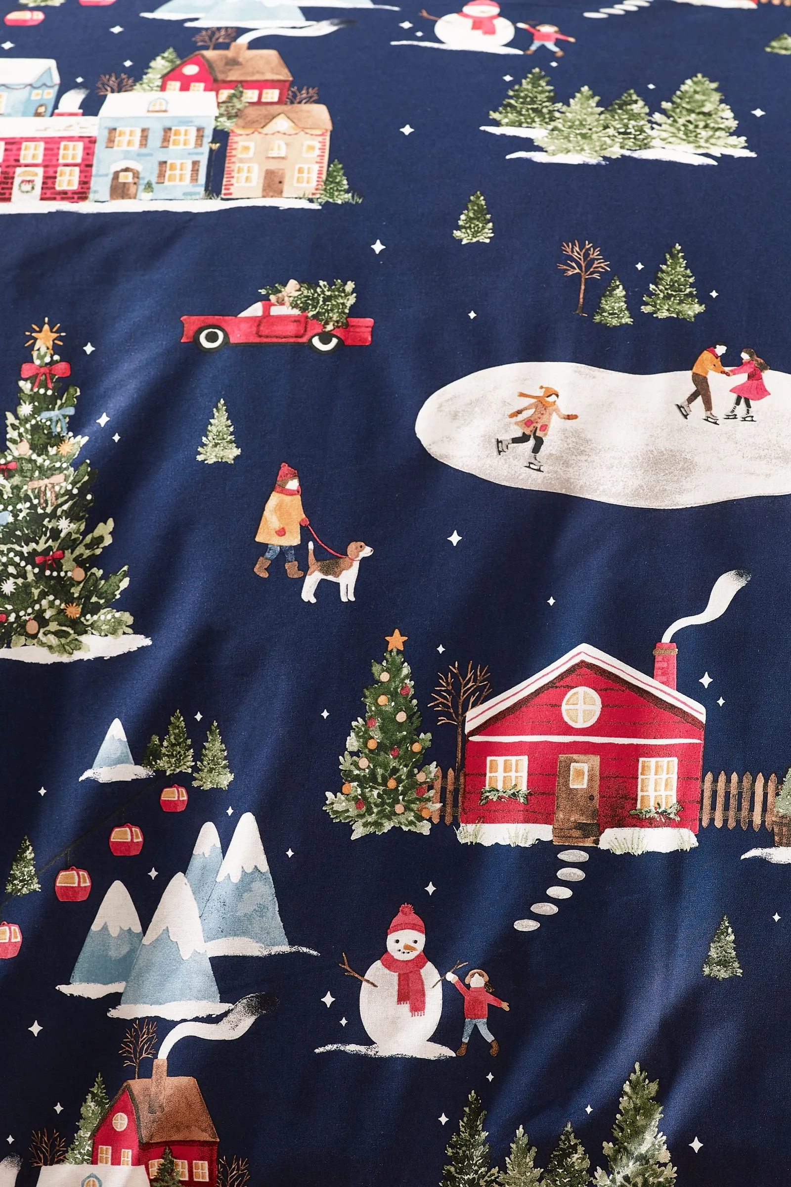 Catherine Lansfield 'Christmas Ski Village' Reversible Duvet Cover Set in Blue 4