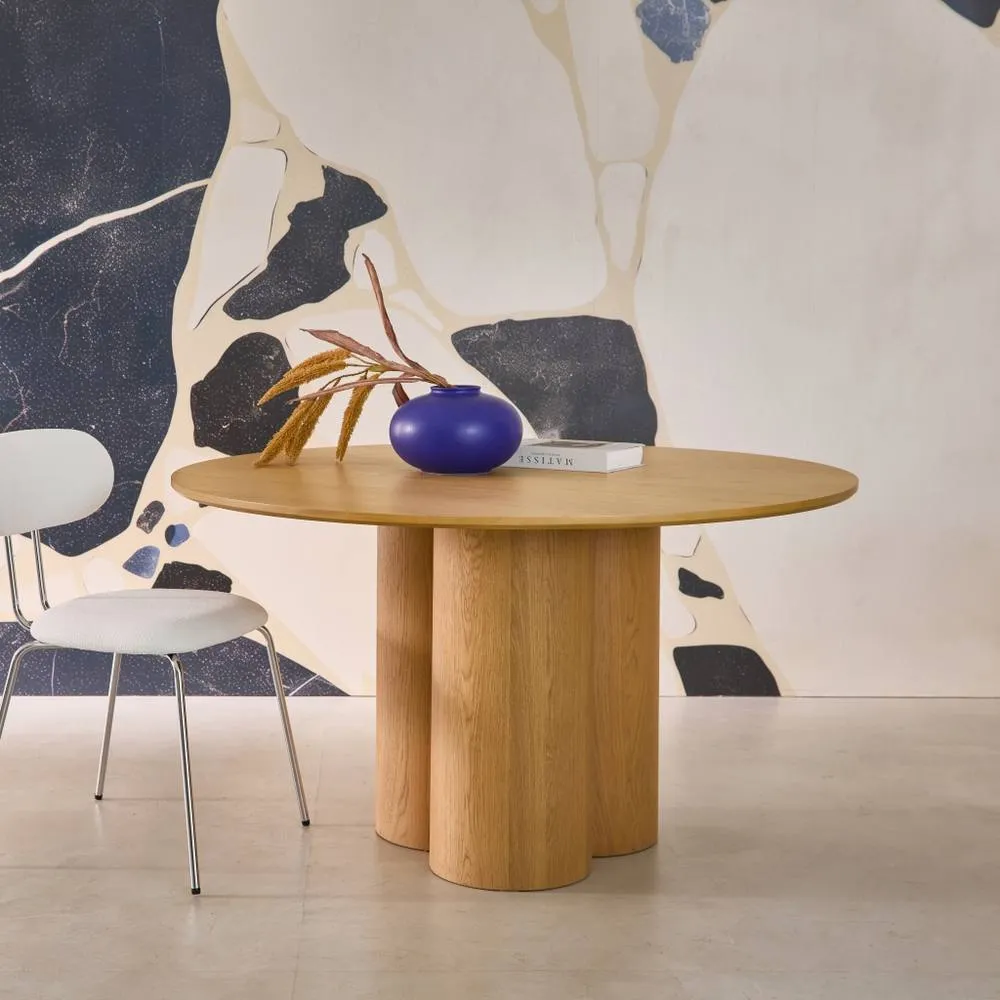 sweeek 4-seater round dining table, rubberwood & oak veneer in Beige