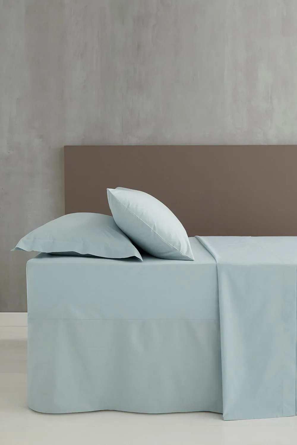 Catherine Lansfield 'Easy Iron Percale' Combed Polycotton 35cm Depth Sheet in Duck Egg Blue 2