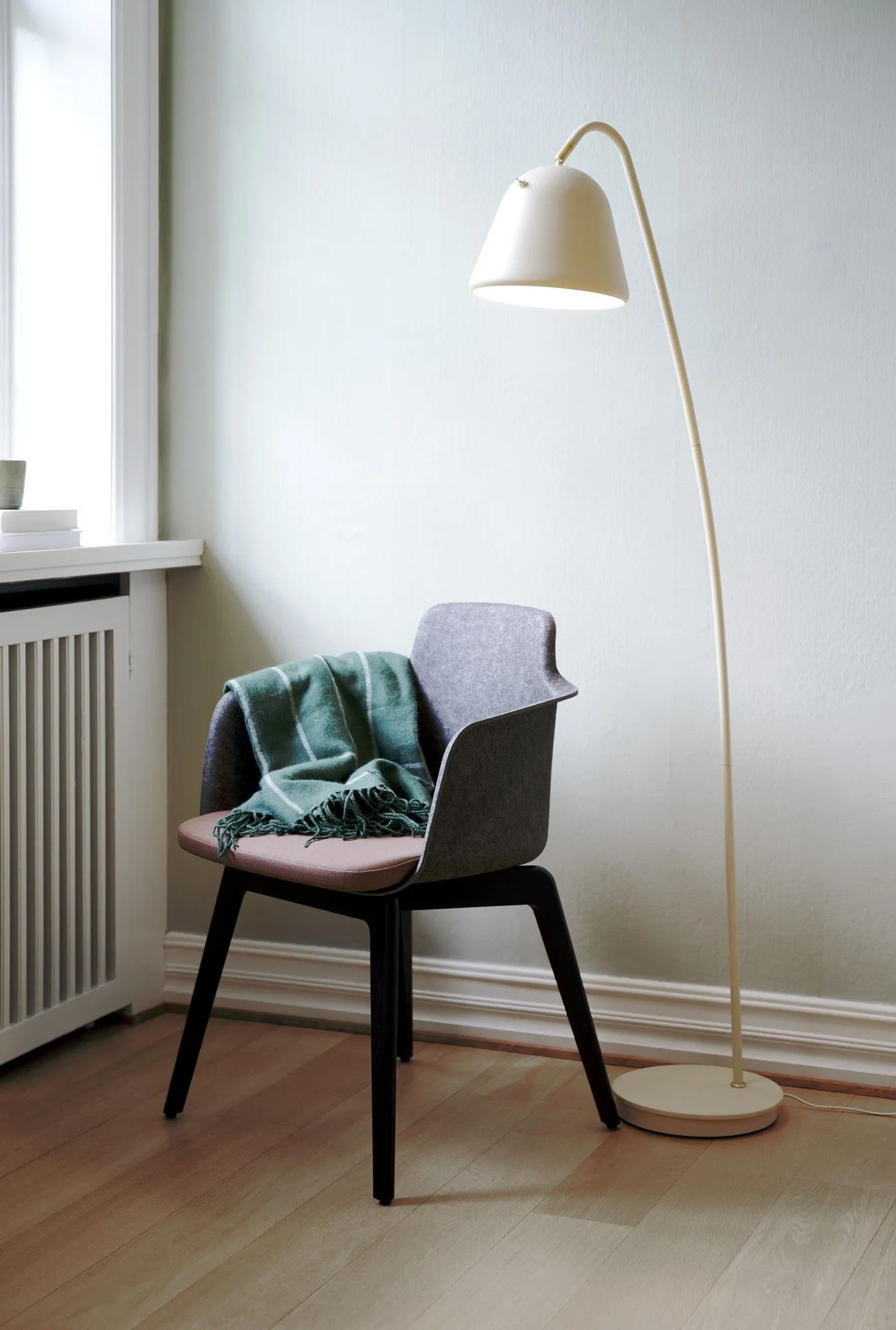 Nordlux Fleur Floor Lamp Beige Metal Livingroom E27 Switch 4