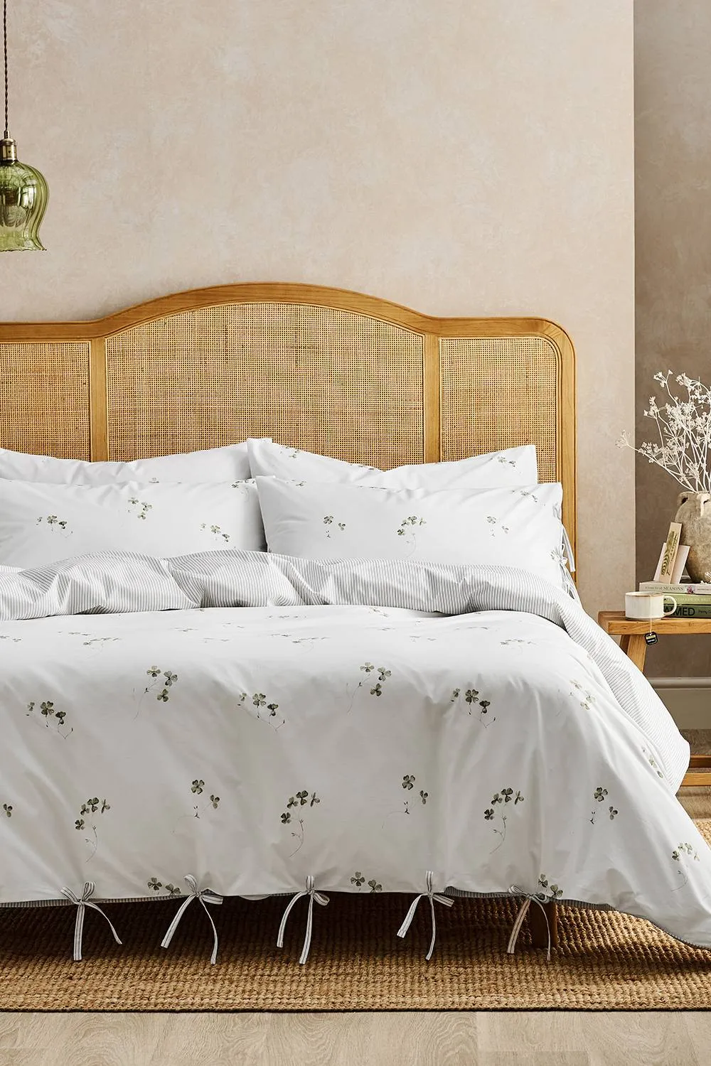 CHRISTY 'Clover' Romantic Floral Cotton Percale Bow-Tied Duvet Cover Set in White 4