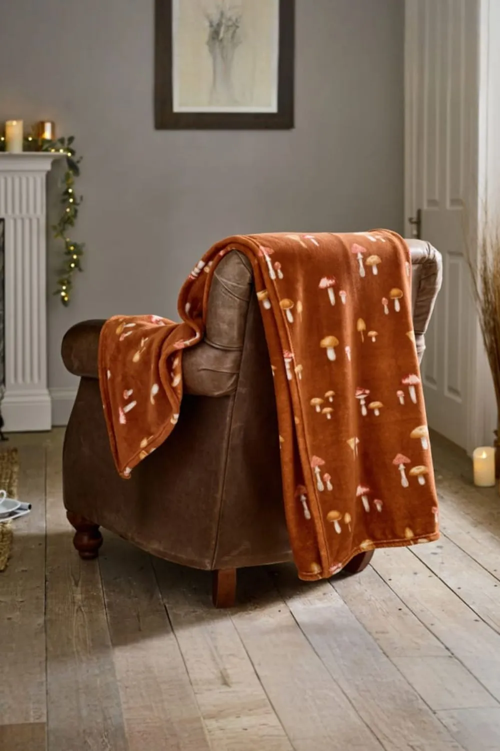 Deyongs Toadstool Scatter Throw Rust - Mushroom Print Autumn Fleece Blanket 140x180cm | 1846 in Terracotta