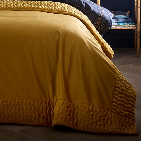 Laurence Llewelyn-Bowen Siena Bedspread 2