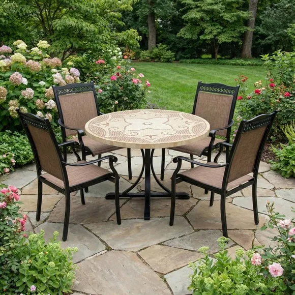 Philadelphia Dining Table with 4 Montrose Chairs