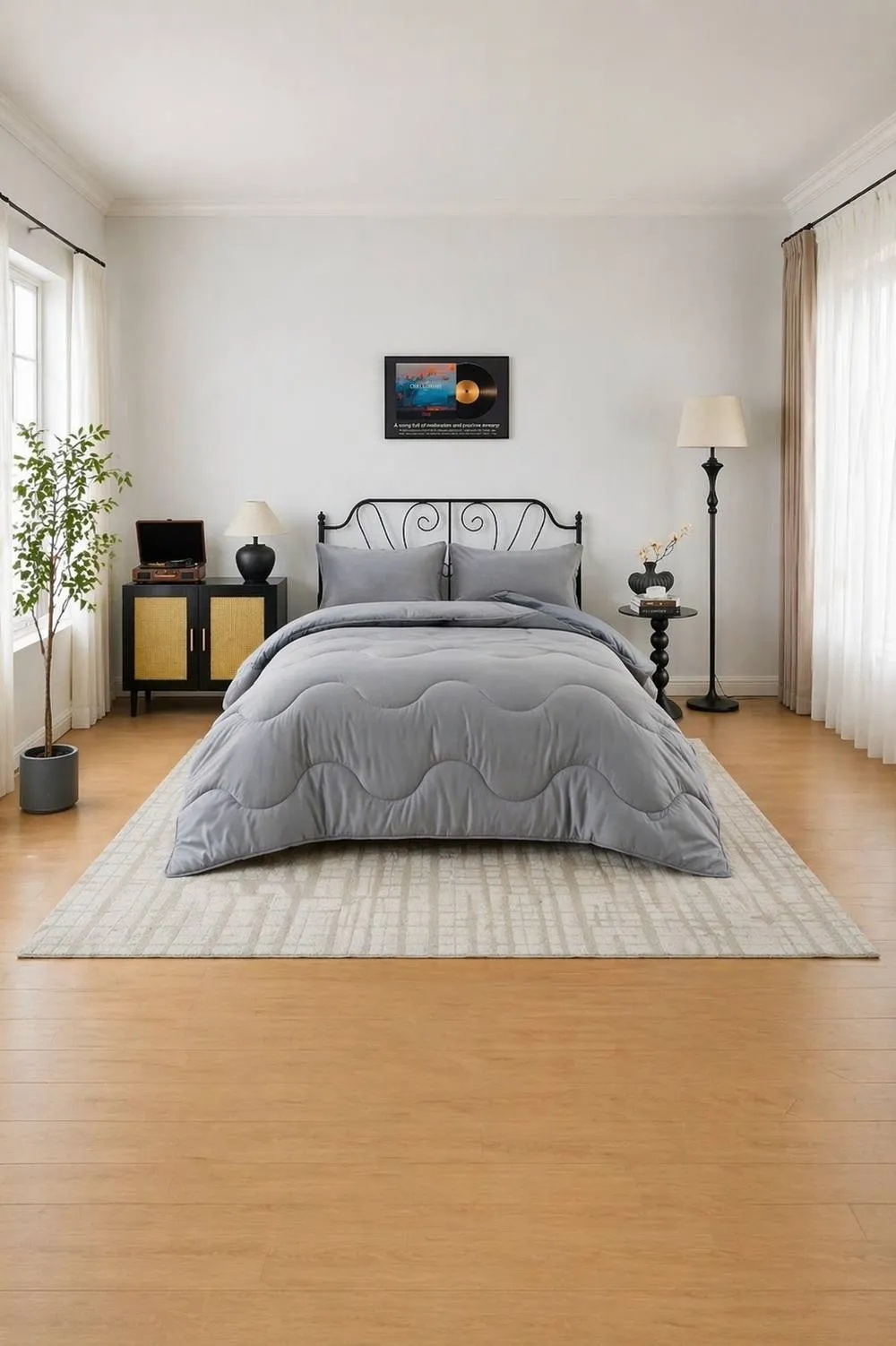 Dyzi 10.5 Tog Supersoft Microfibre Duvet - Coverless or Covered Set in Grey