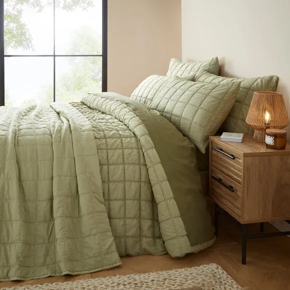 Evana Stitch Quilted Bedspread 2