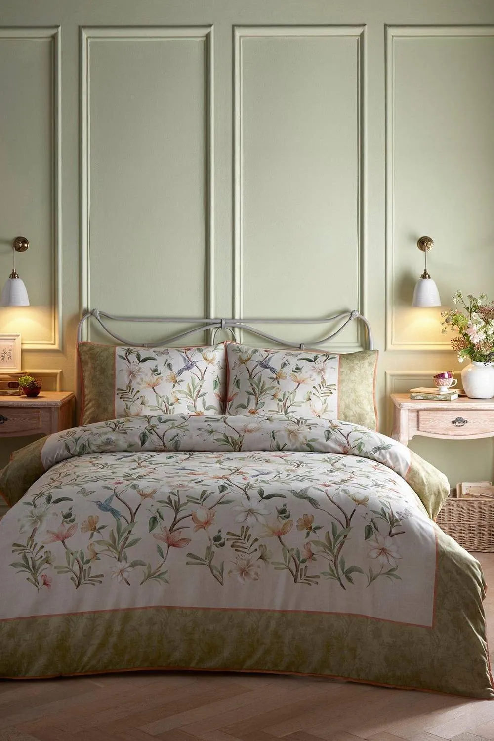 Appletree 'Fiorella' 100% Cotton Floral & Bird Print Duvet Cover Set in Natural