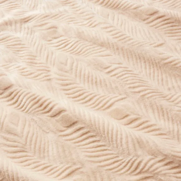 Leila Leaf Fleece Throw Blanket 2