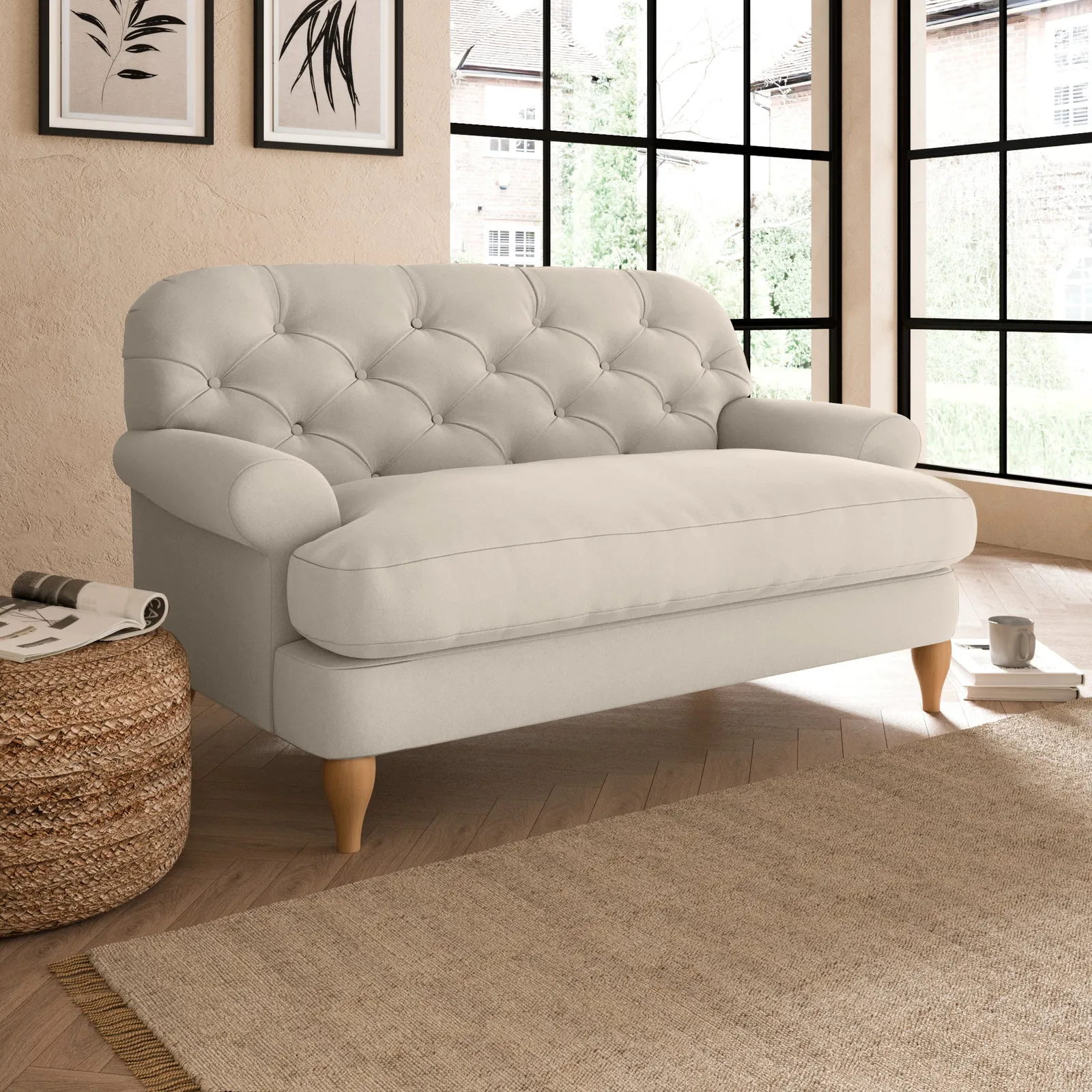 Canterbury Luxury Velvet Snuggle Chair Brown