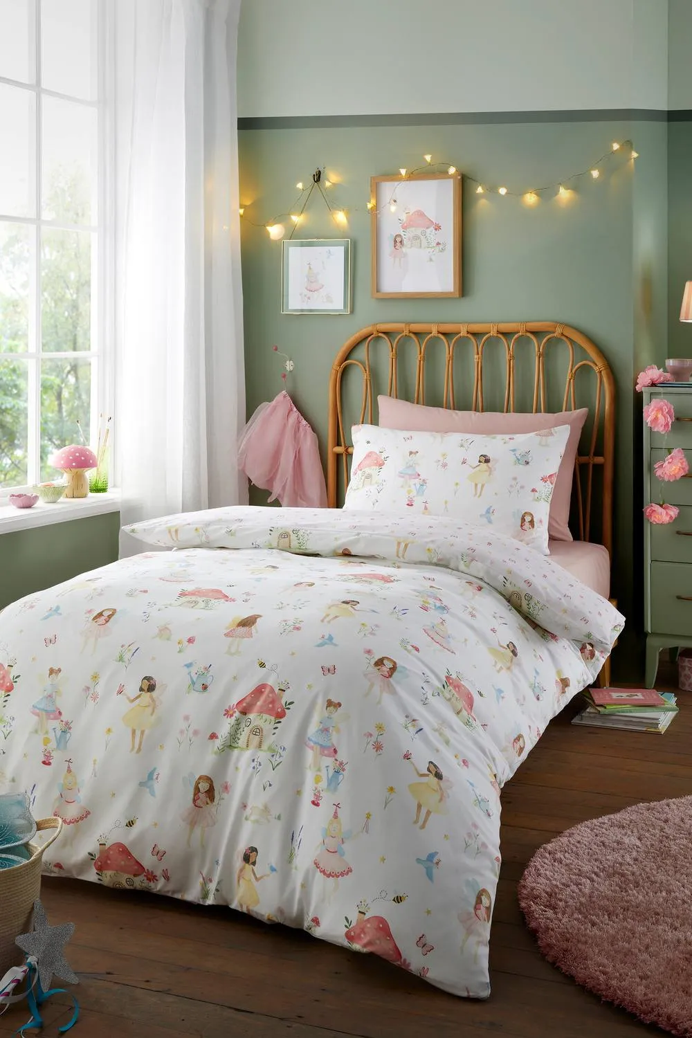Bedlam 'Summer Fairies' Easy Care Duvet Cover Set