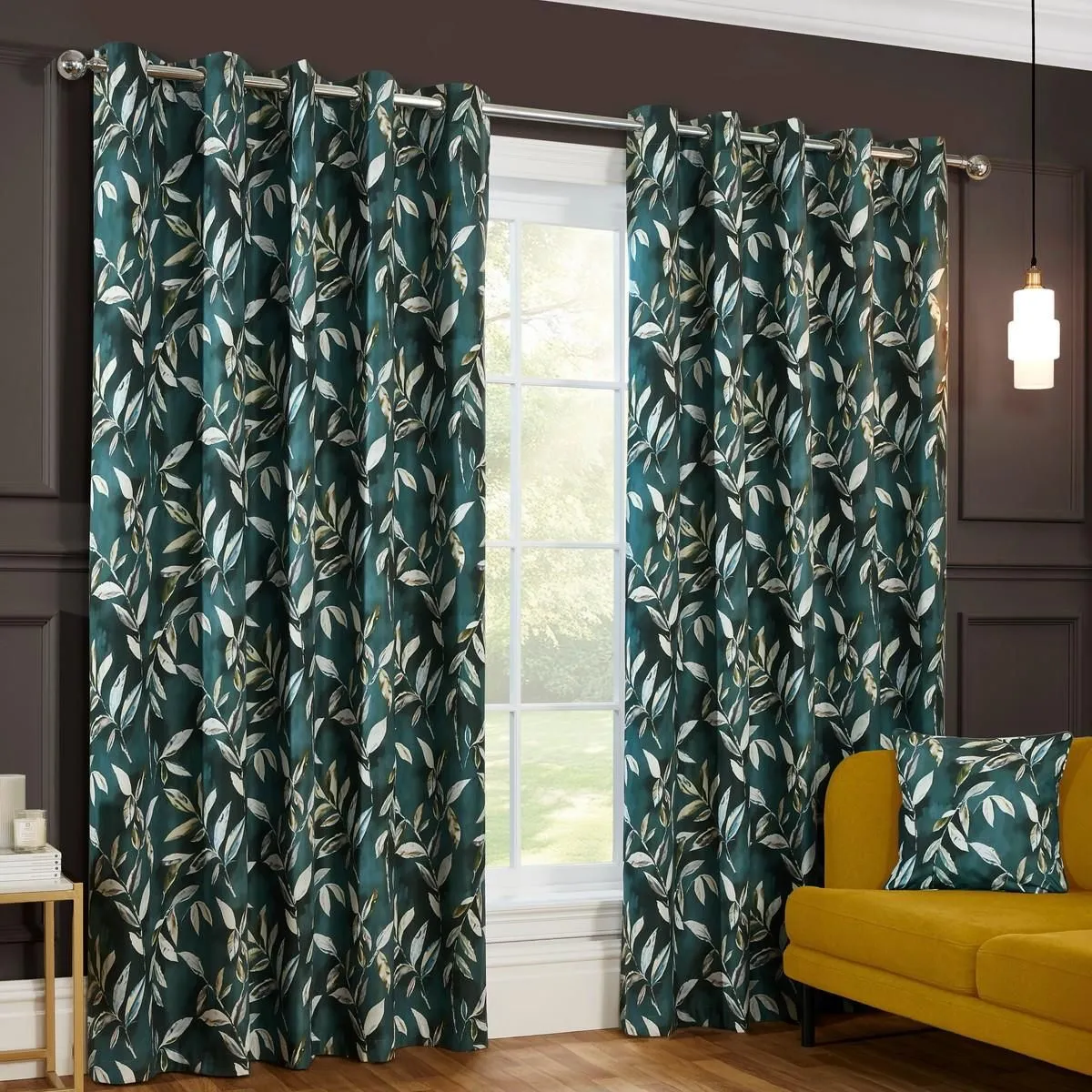 Sundour Madrid Eyelet Curtains in Bottle Green 1