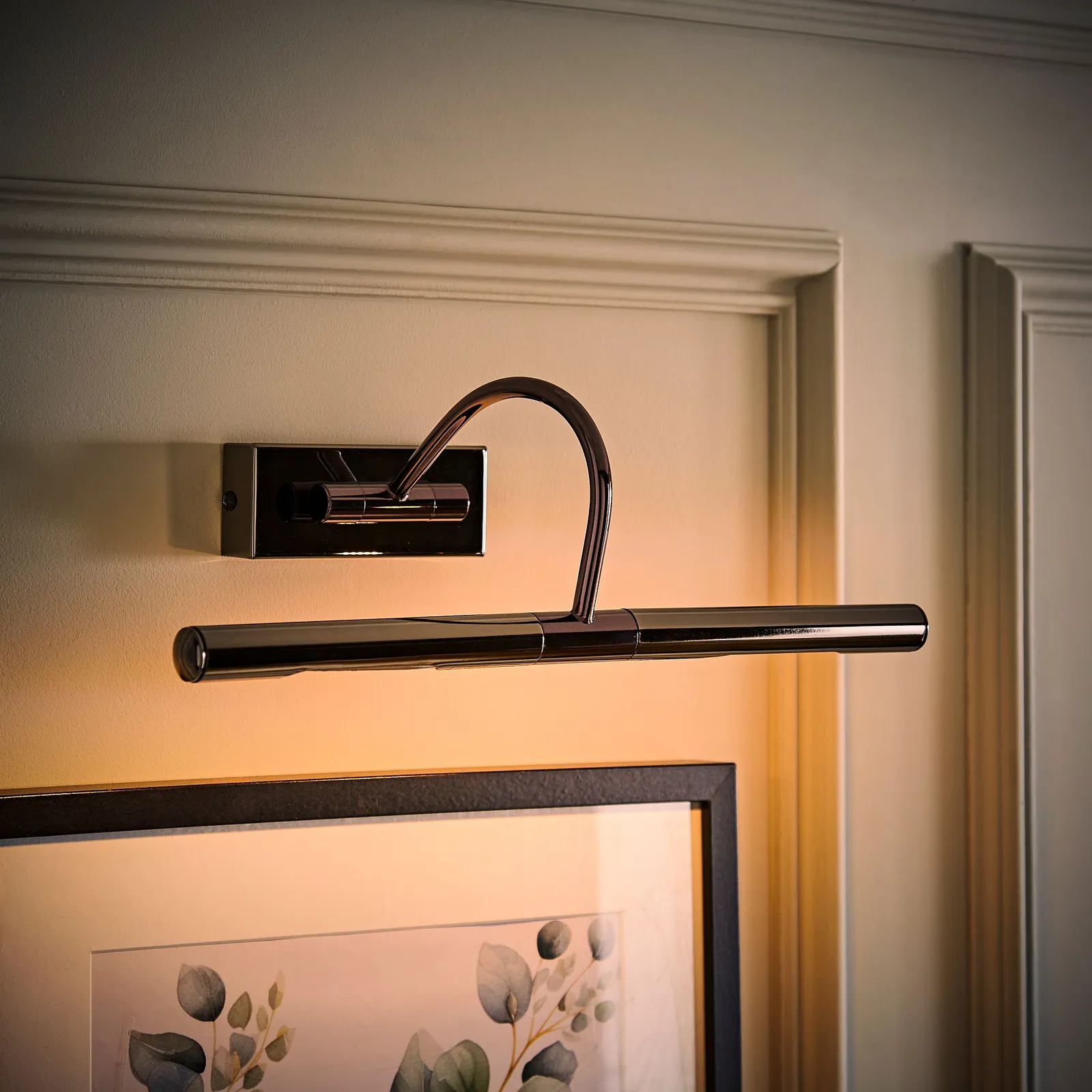 ValueLights Capri Pair of Adjustable Twin Bulb Picture Wall Lights with G9 Bulbs in Black 3