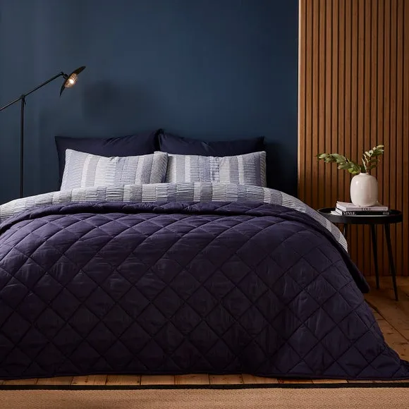 Helston Quilted Bedspread