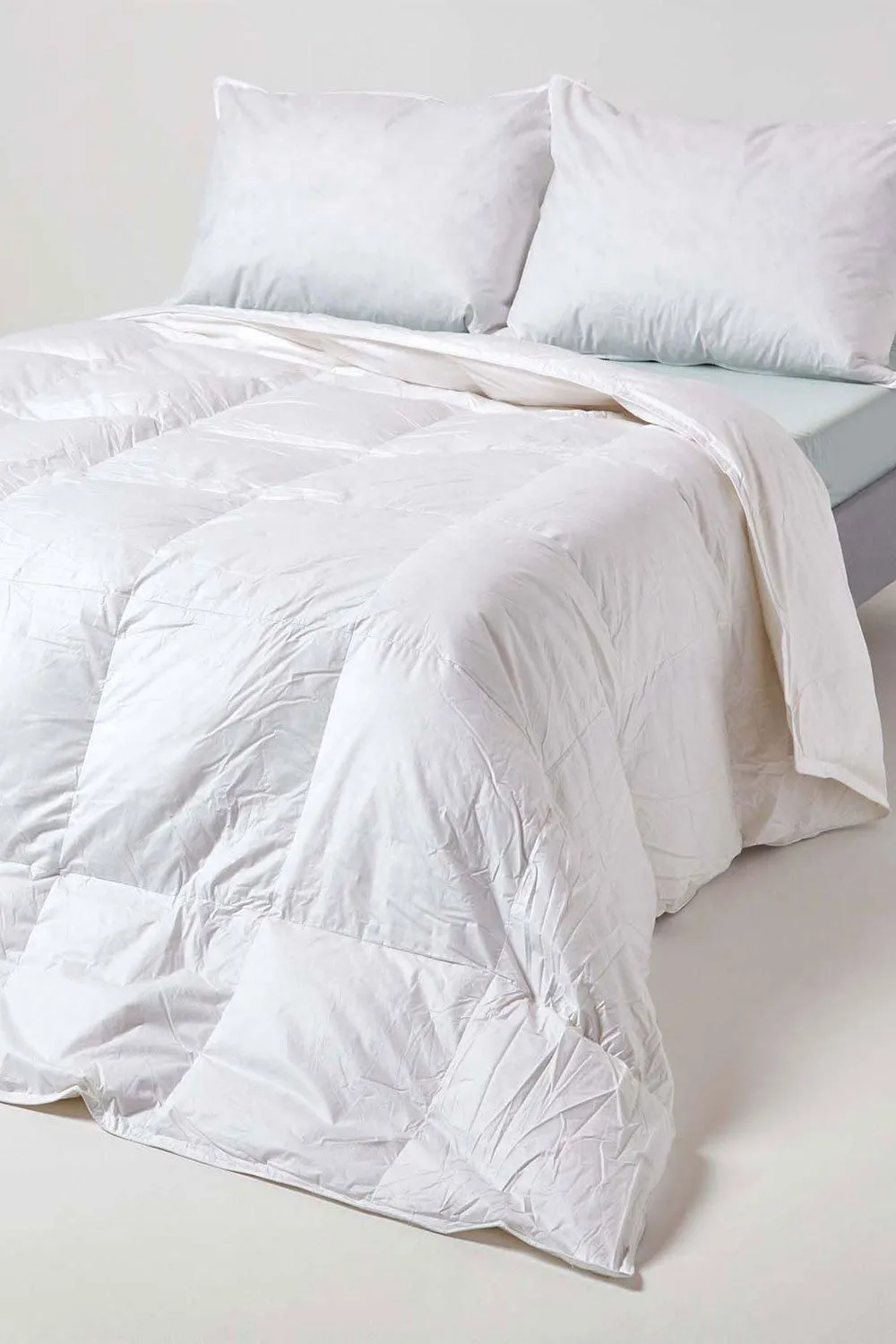 Homescapes Luxury White Duck Down 10.5 Tog Autumn Duvet