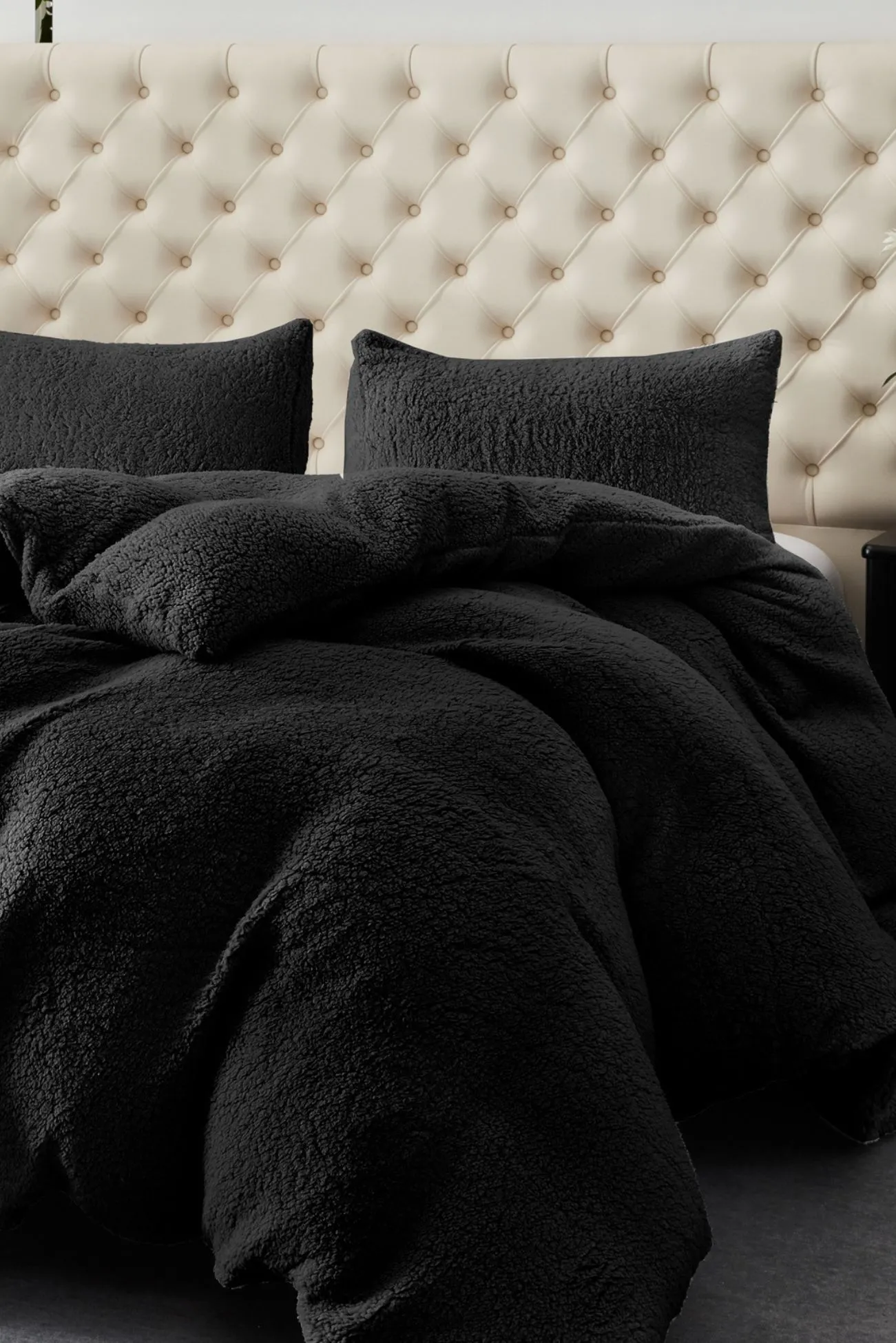 Ezysleep Winter Warm Soft Teddy Fleece Duvet Set in Black 1