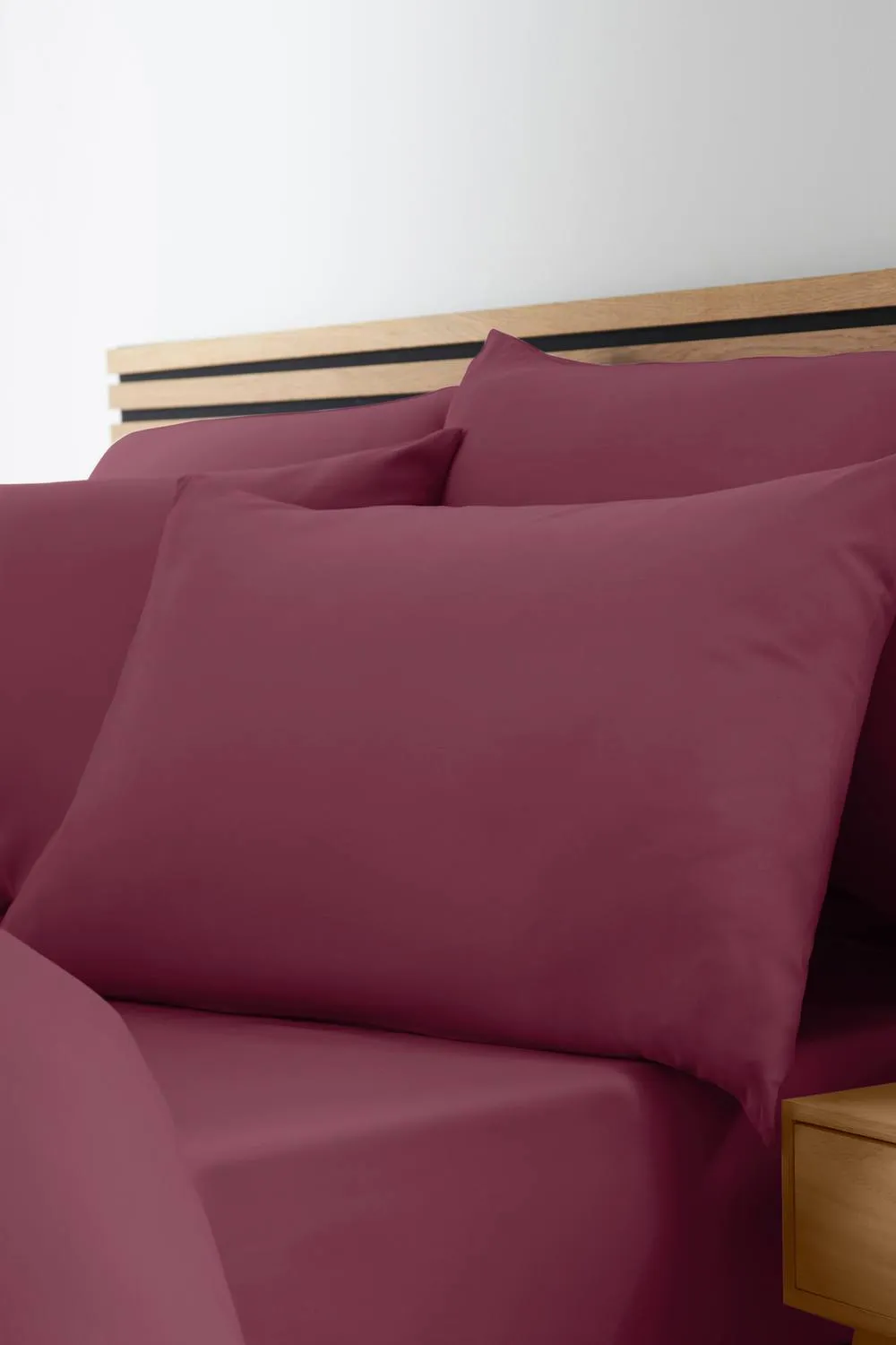 Catherine Lansfield So Soft Non-Iron Microfibre 30cm depth Fitted Sheet in Burgundy 2