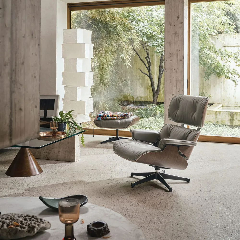 Vitra Eames Lounge Chair & Ottoman Santos Palisander Contemporary L50 66 Nero Polished Black Hard Glides 4