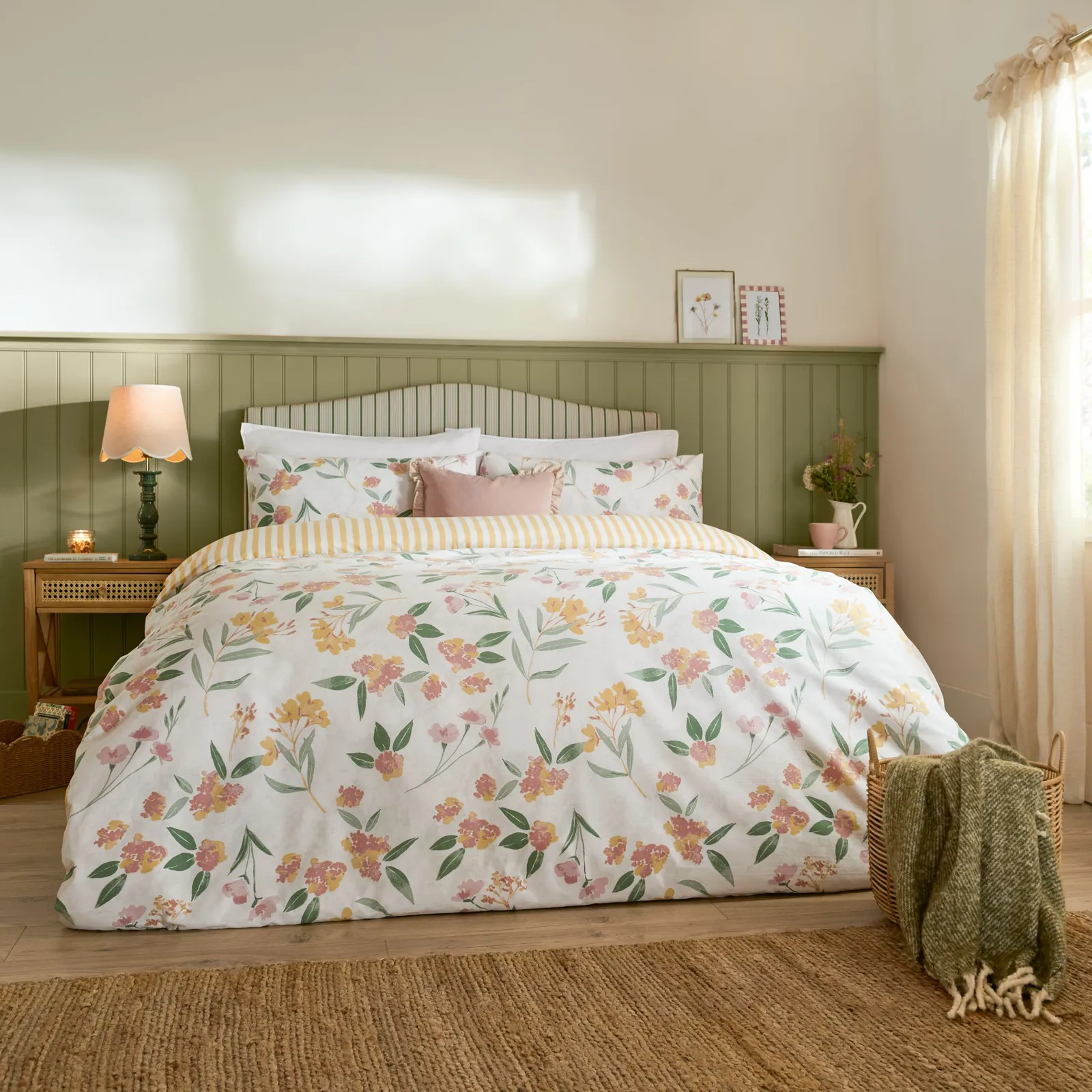 Wylder Nature Betsie Printed Reversible Duvet Cover Set, Double, Yellow, Yellow