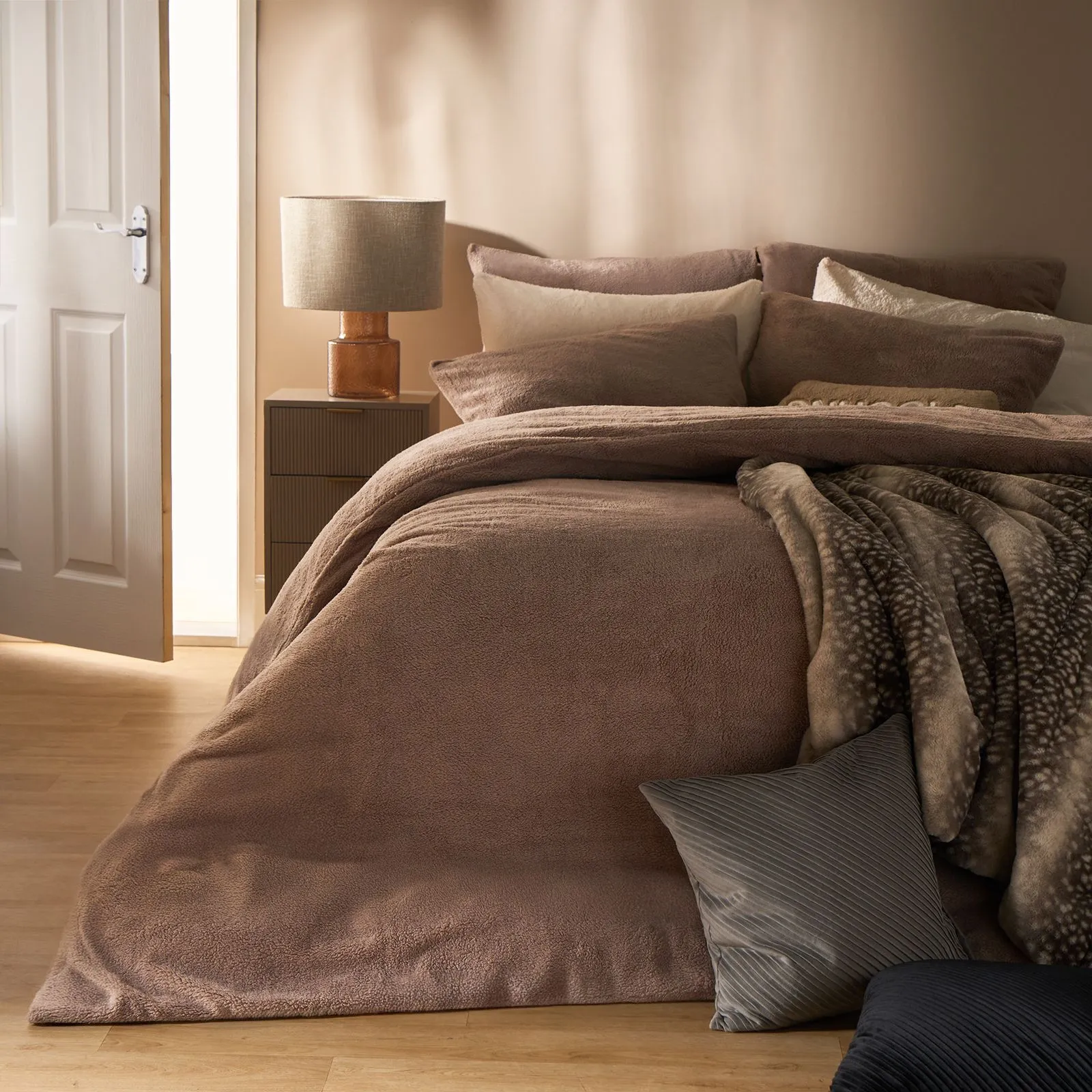 OHS Thermal Soft Teddy Fleece Duvet Cover Bedding Set in Light Brown