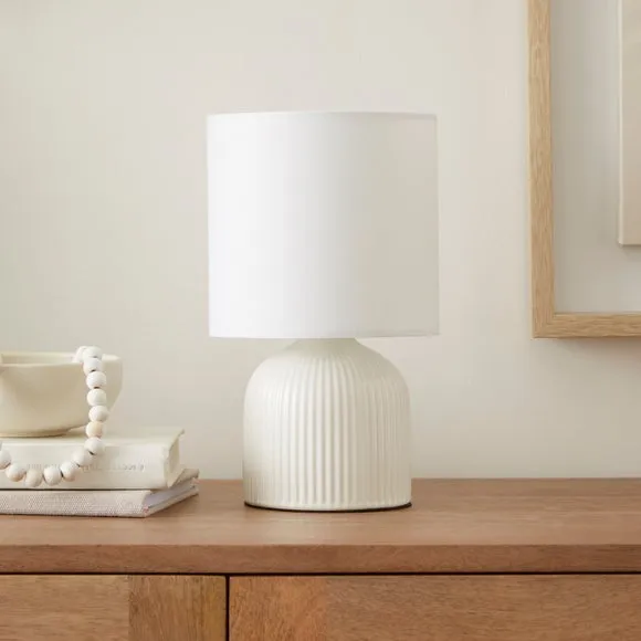 Hebe Ribbed Ceramic Table Lamp 2