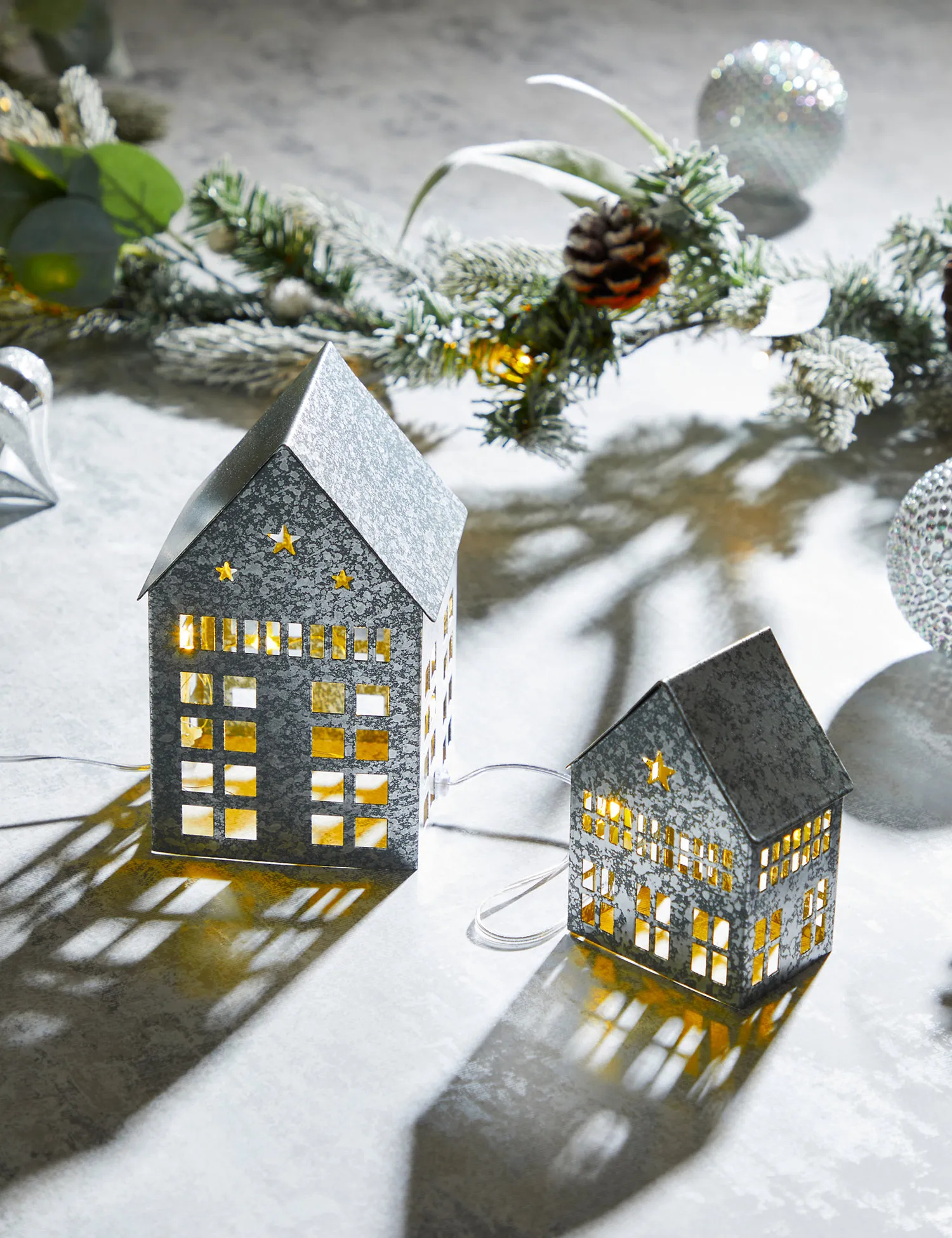 M&S 2 Pack Light Up Townhouse Decorations