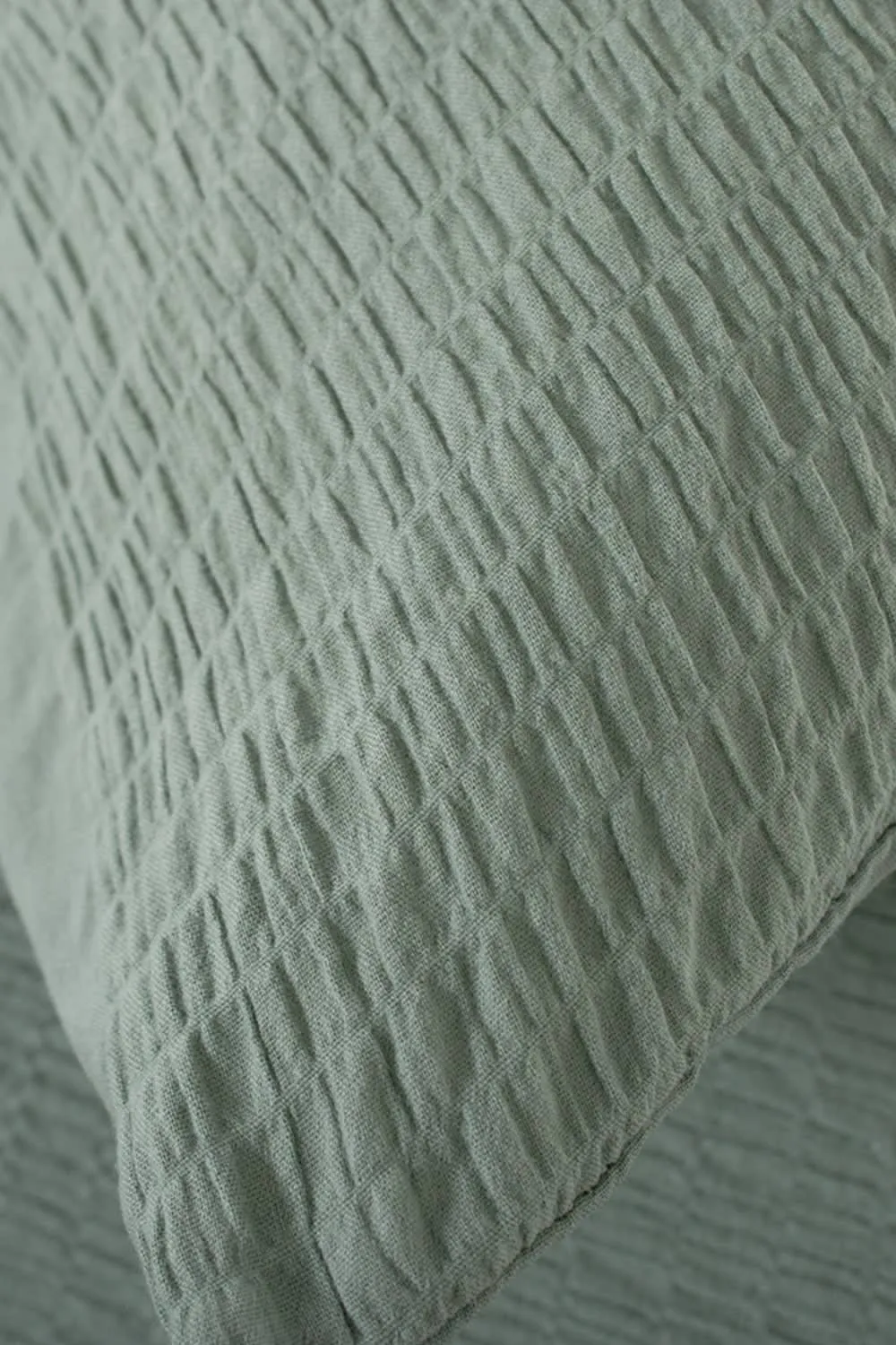 The Lyndon Company Tilly Texture Cotton Washed Duvet Set in Green 3