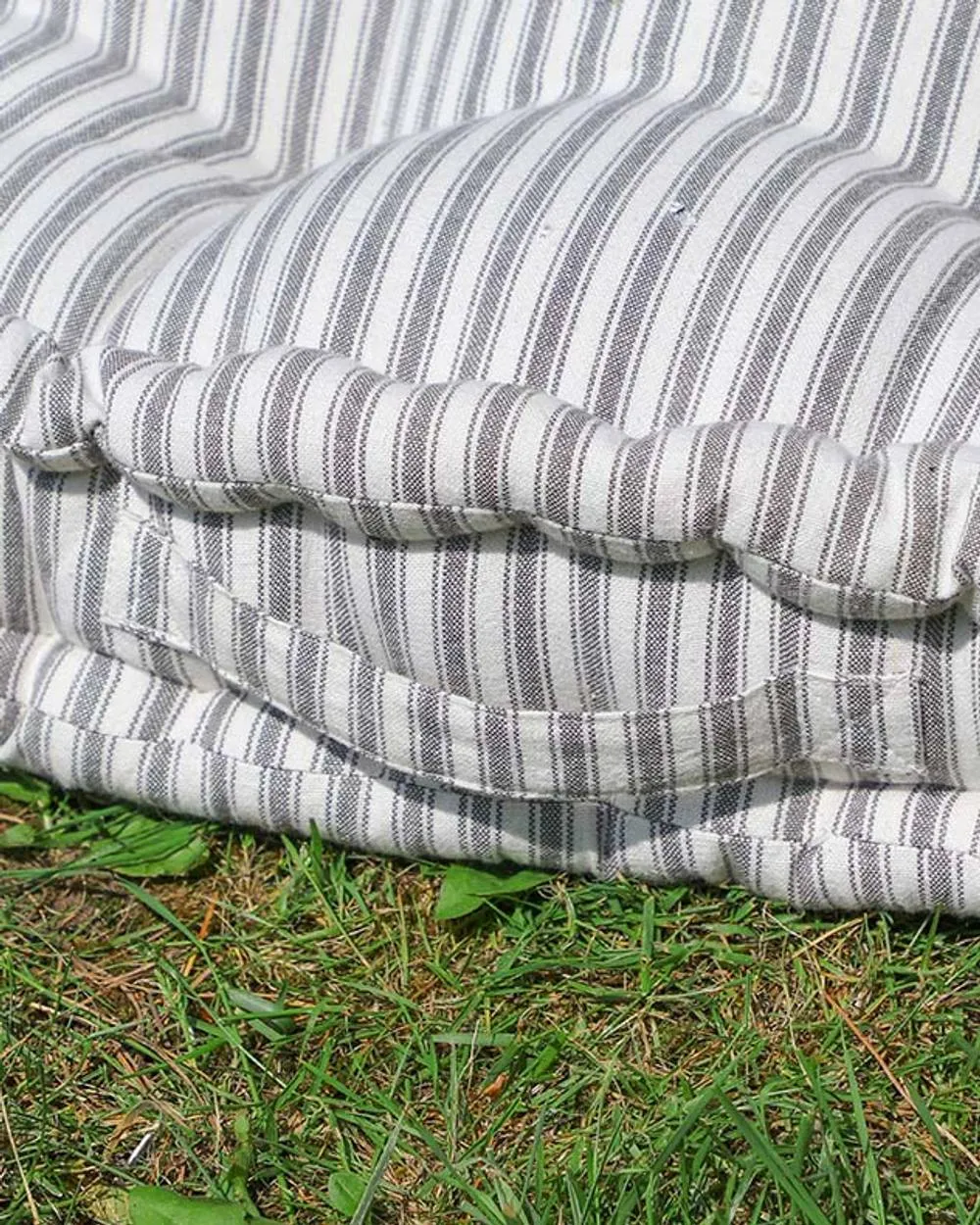 Dibor Set of 4 Giant Grey Striped Indoor Outdoor Chair Seat Pad Garden Furniture Cushions L50cm x W50cm in Green 4