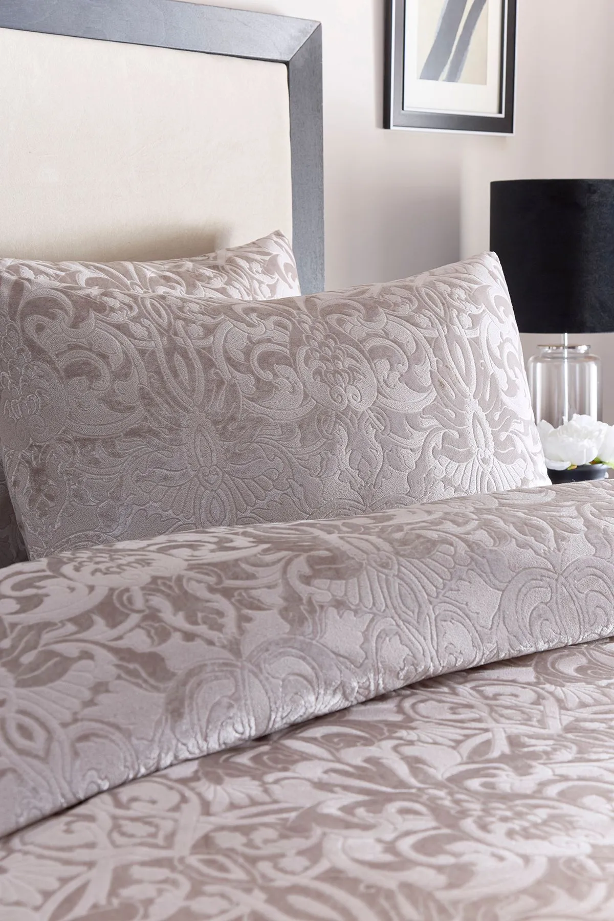 Laurence Llewelyn-Bowen 'Firenza' Damask Velvet Duvet Cover Set in Light Beige 2