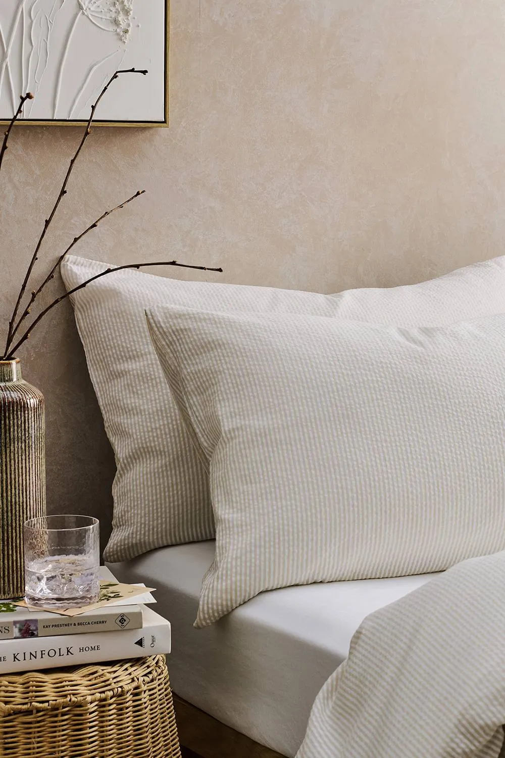CHRISTY Seersucker Cotton Stripe Standard Pillowcase Pair in Beige 2