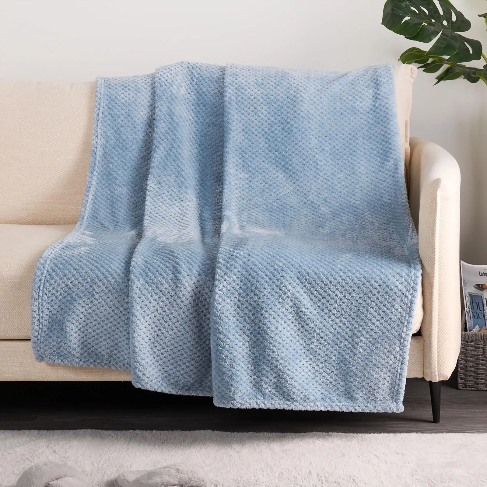 OHS Luxury Large Waffle Honeycomb Mink Warm Throw in Blue