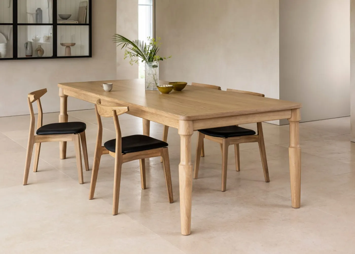 Case Danbury Dining Table Oak 190 x 100cm 3
