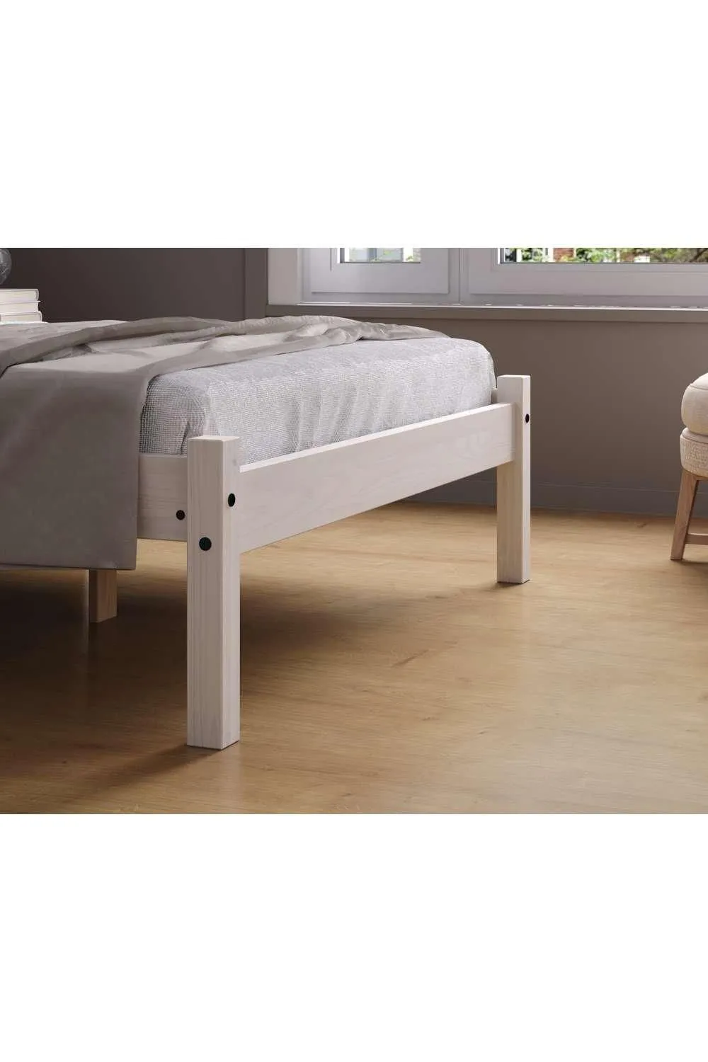 Birlea Trent Bed in White 3