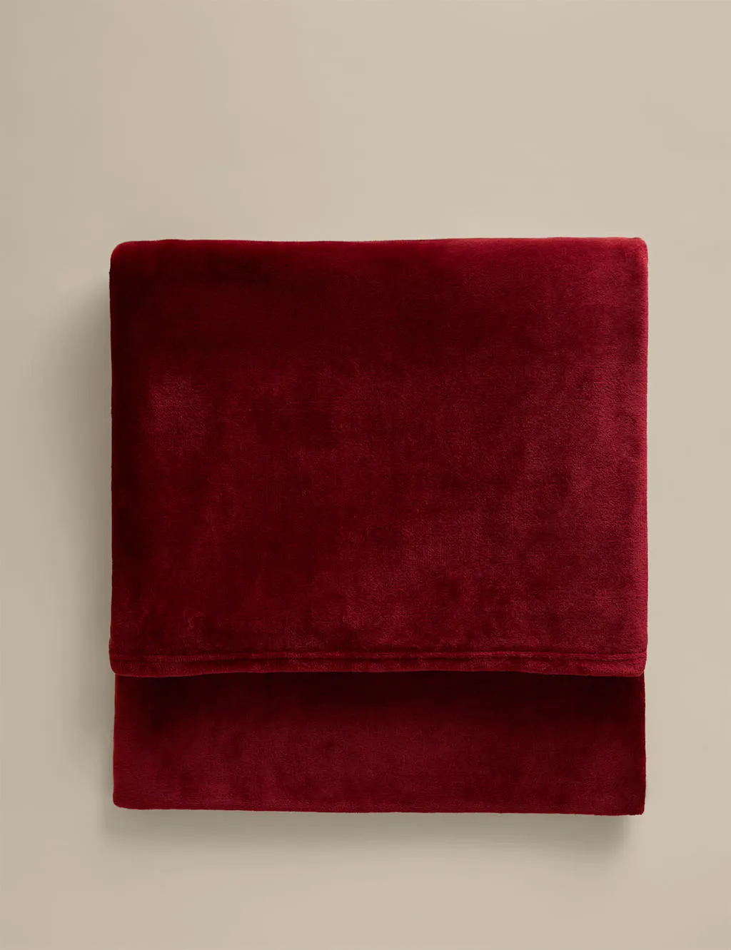 M&S Soft Fleece Throw Red