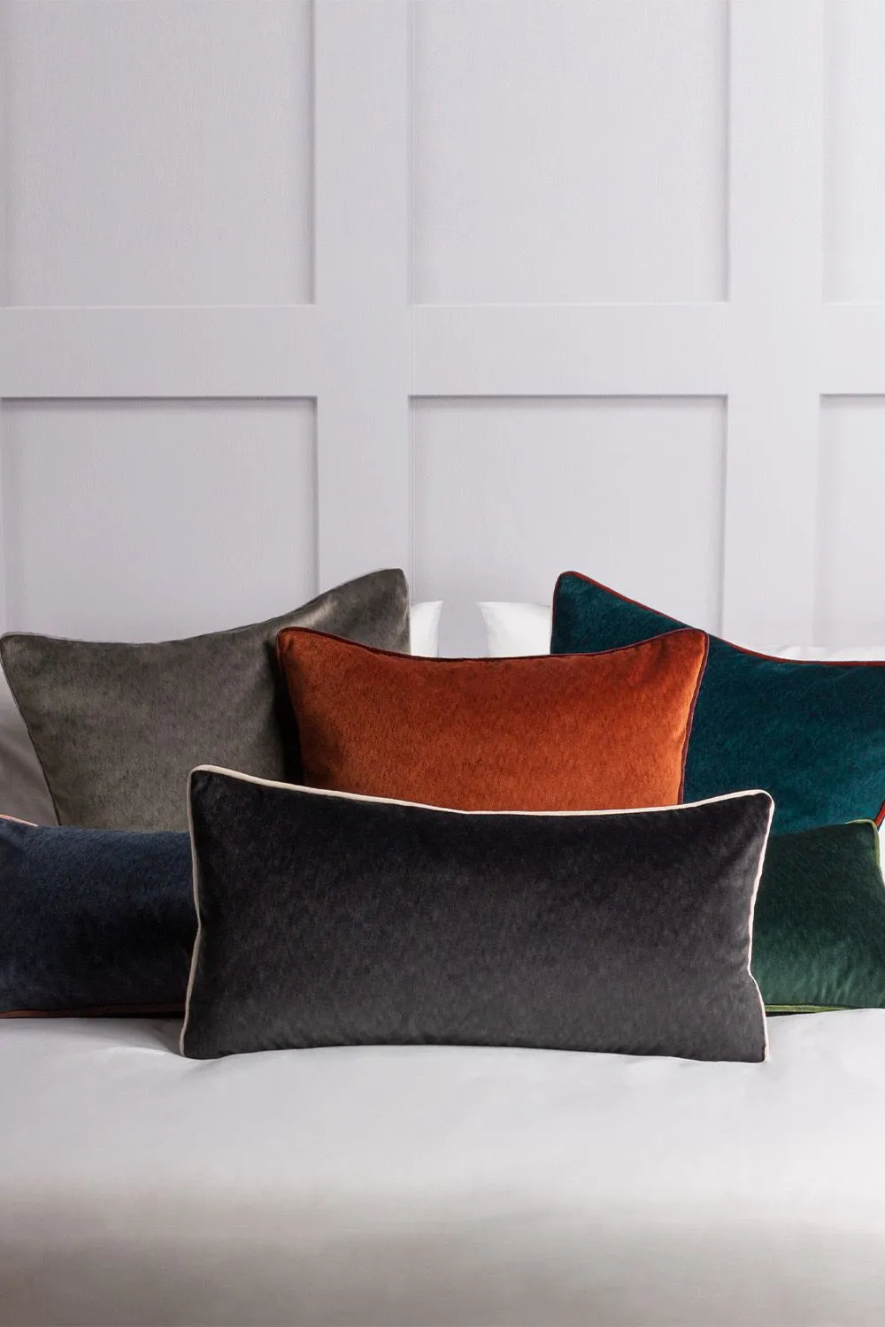 Paoletti Torto Mottled Velvet Contrast Piped Cushion in Charcoal 5
