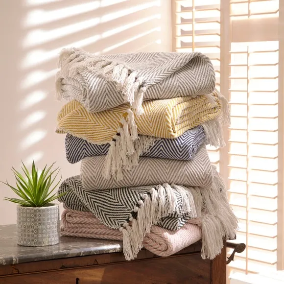 Jenson Herringbone Throw Blanket 4